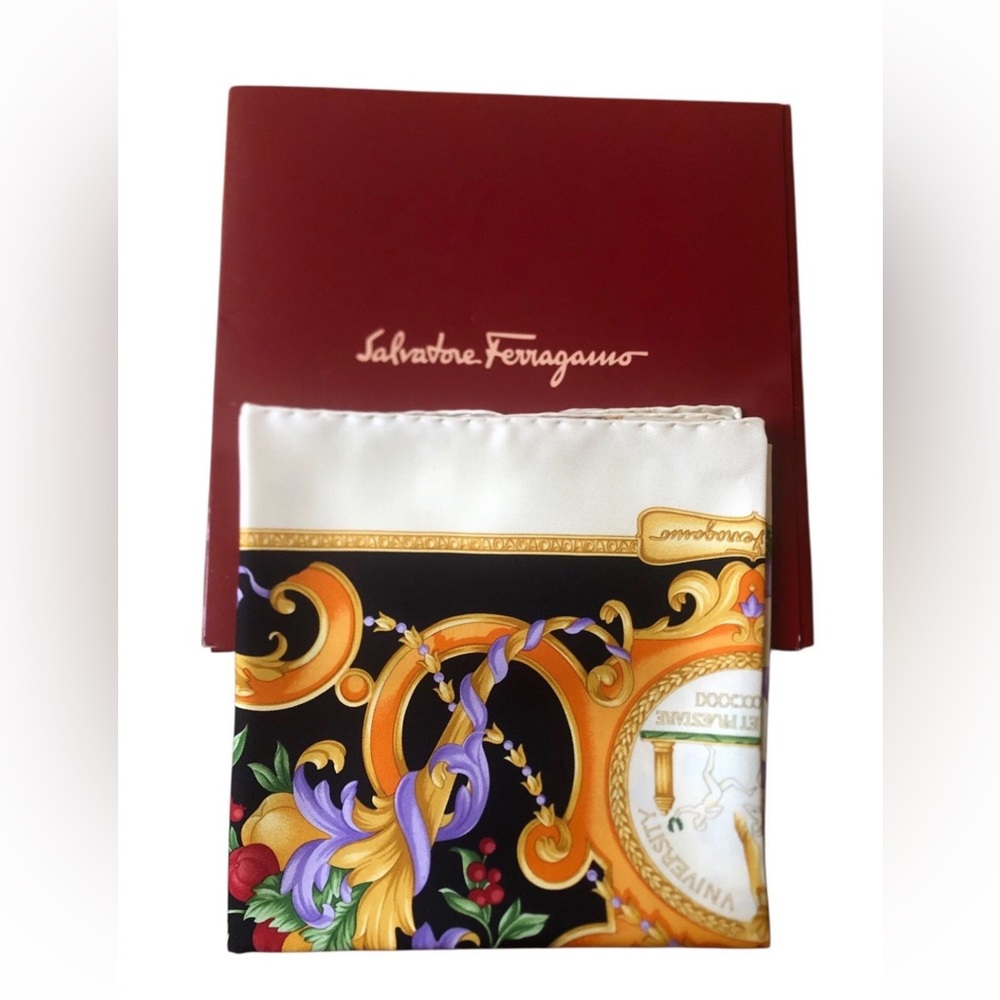 Salvatore Ferragamo New York University Silk Scarf Limited Ed. 90s VTG NWT RARE